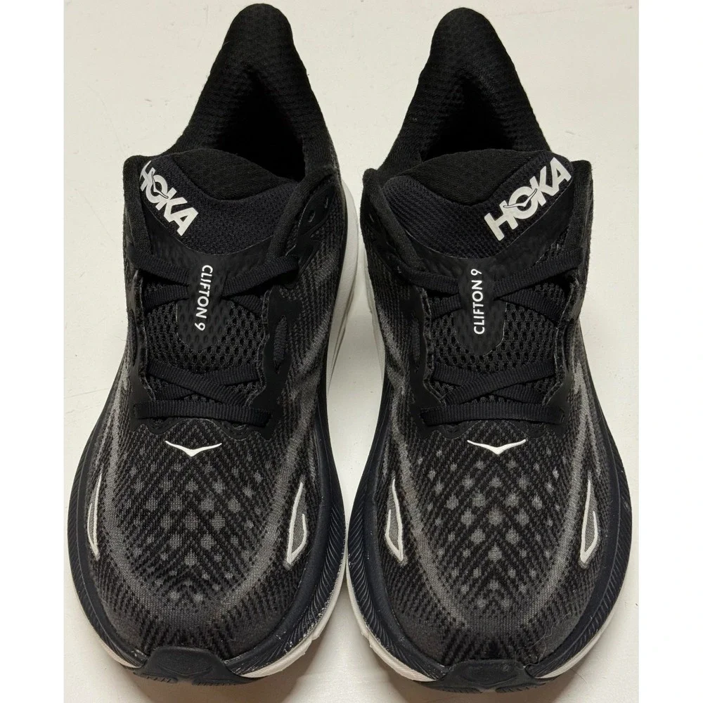 Hoka Clifton 9 Womens Running Shoes Black White 1127896 BWHT‎ Size 9B